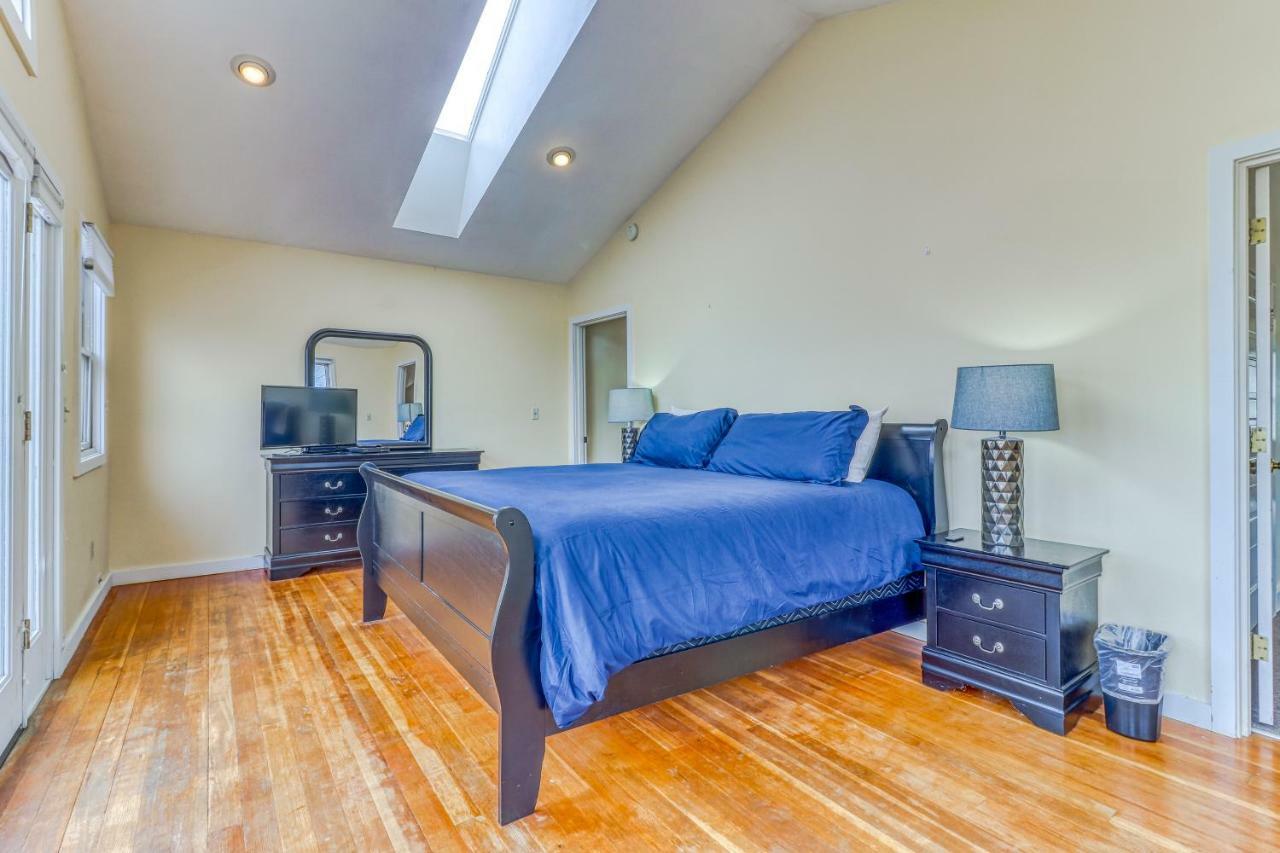 Azusa House Hood River Bagian luar foto